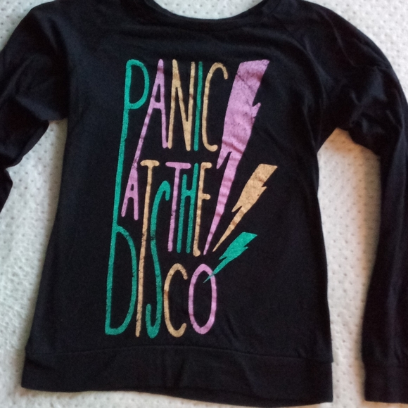 💙 🔥Panic! At the Disco long-sleeve lightning bolt pullover top. - Picture 5 of 9